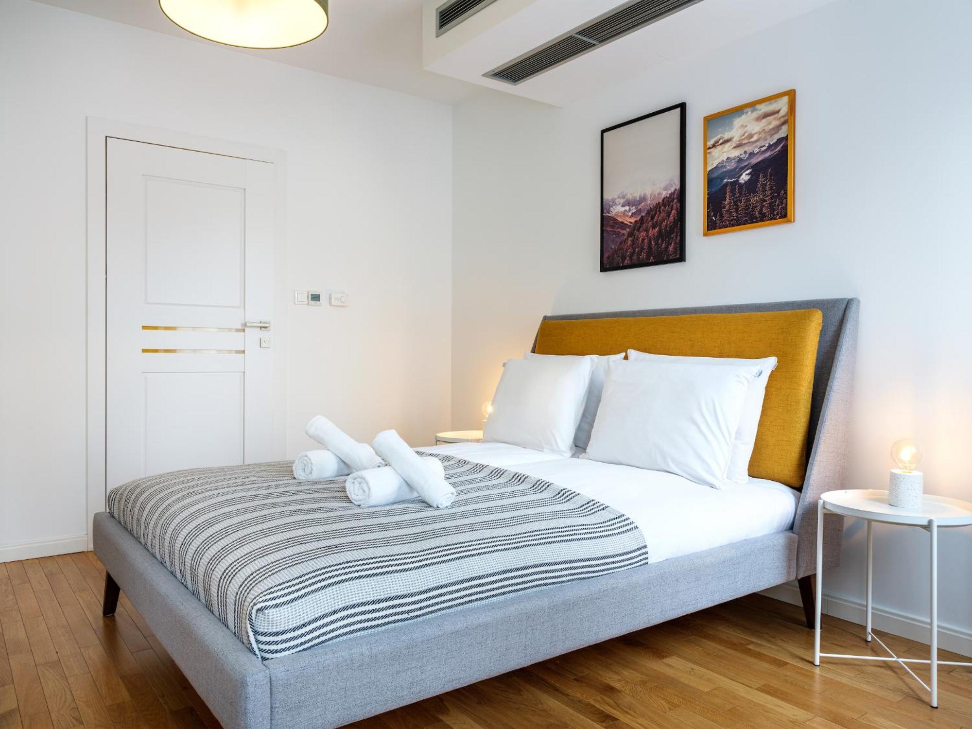 Modern Central Apartment W. Parking By Tyzenhauz Krasków Εξωτερικό φωτογραφία